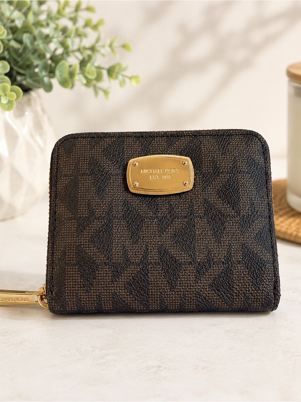 Michael Kors Jet Set Brown MK Signature Zip Around Wallet Coin Purse Card Holder